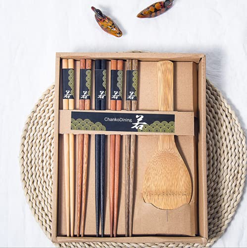 Wooden Sushi Chopsticks Kit Including 5 Chopsticks With 1 Rice Paddle, Asian Japaness Minimalist Style, Reusable Gift Kit No lacquer, No Wax, Temperature Resistance, Dish Washer Safe