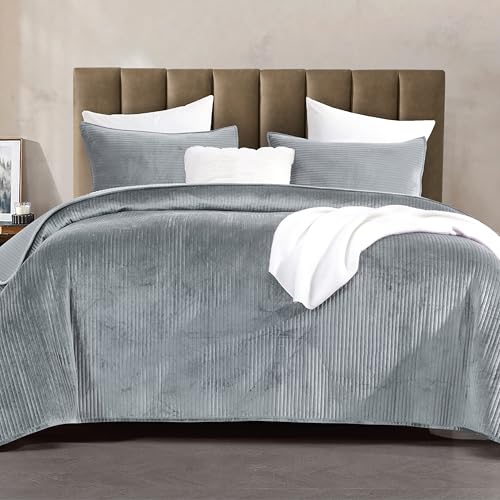 Elegant Comfort Luxury 3-Piece Velvet Corduroy Stripe Quilt Set, Ultra Soft Bedspread - Cozy Velvet Coverlet Set - 3PC Medium Weight Quilted Set with Matching Pillow Shams, Full, Gray
