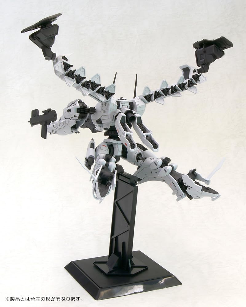 Amazon.com: Kotobukiya Armored Core: Lineark White-Glint & V.O.B. 