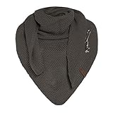 Dieser übergroßer Strickschal lässt sich durch die große flexible und individuelle um Hals und Schulter entleeren
