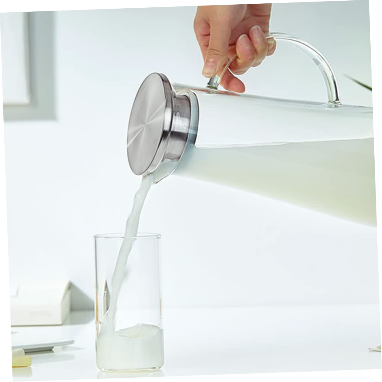 Große Wasserflasche und Spülmaschinenfest aus Borosilikatglas Feine Verarbeitung mit 1450ml Fassungsvermögen für Küche und Haushalt