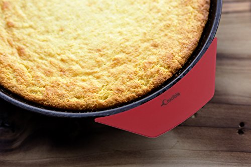 12-Inch Cast Iron Skillet Set (Pre-Seasoned), Including Large & Assist Silicone Hot Handle Holders, Glass Lid, Cast Iron Cleaner Chainmail Scrubber, Scraper 6 Gallery Image 12-Inch Cast Iron Skillet Set (Pre-Seasoned), Including Large & Assist Silicone Hot Handle Holders, Glass Lid, Cast Iron Cleaner Chainmail Scrubber, Scraper 6 Gallery Image
