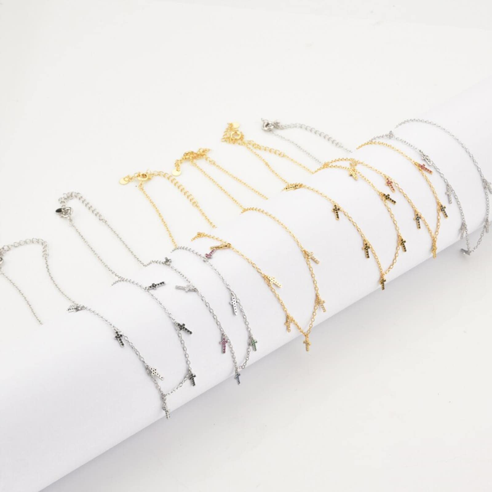 Collana girocollo lunga con ciondolo a forma di croce in argento sterling 925. Accessori per gioielli di punk rock. Regalo di nozze