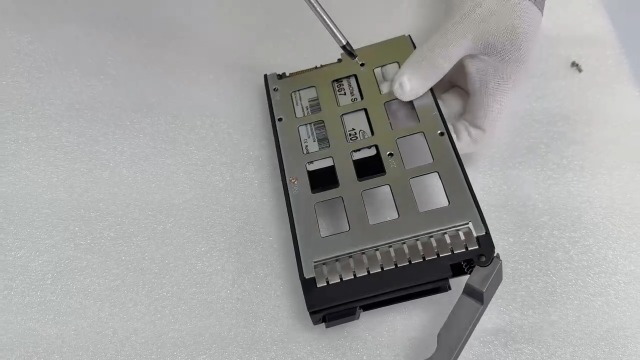 Amazon.com: RackChoice Internal Hard Drive Enclosure 5x2.5”/3.5