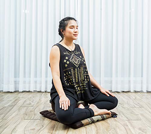 Image of Leewadee Meditation Cushion Set - 1 Small Zafu Yoga Pillow and 1 Small Roll-Up Zabuton Mat Filled with Kapok