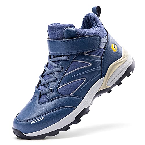 7 Best Hiking Shoes for Flat Feet With Arch Support (2023)