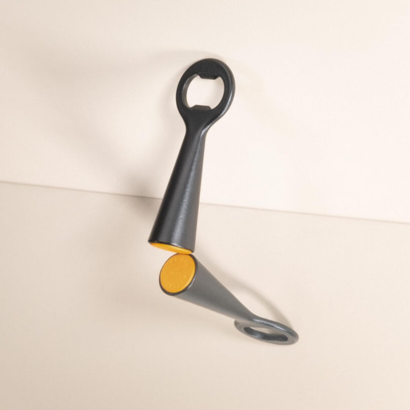 L'Atelier du Vin Le Brasseur Luxus-Flaschenöffner, Grillgeschenke, handgefertigt, Schwarz & Edelstahl, für Bier, Sprudelwasser, Premium-Geschenkbox für Partys, Hochzeiten, Grillen, Barkeeper,