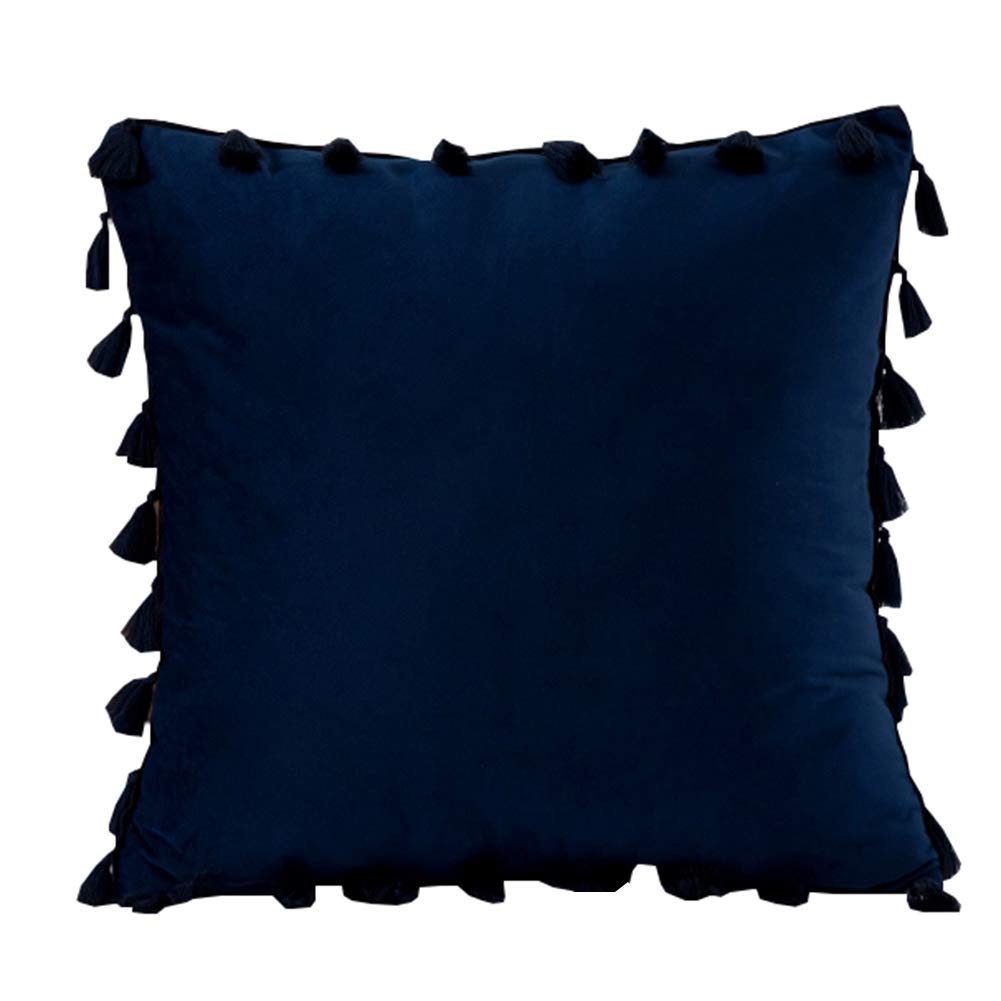 Housse de coussin velours bleu marine idéale pour sublimer le canapé du salon