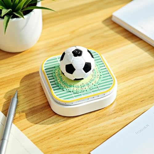 Calendario 3D 2026 de fútbol y escultura de papel para mesa de estudio