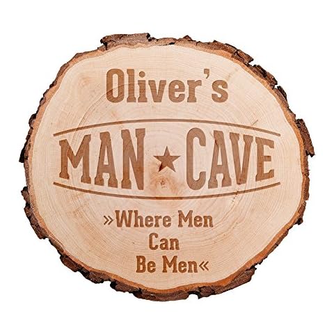 Casa Vivente Baumscheibe mit hochwertiger Gravur Man Cave - Personalisiert mit Namen - Gartenschild aus Holz Cover