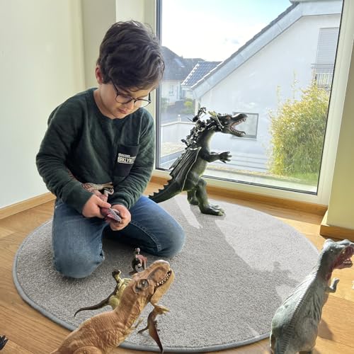 KARAT Teppich rund Ø 50cm Silbergrau - Moderner Flauschiger Velours Kurzflor Teppich für Kinderzimmer - Spielteppich, Kinderteppich Krokodil
