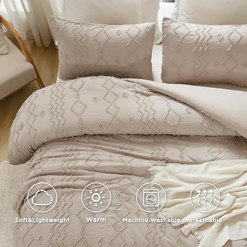 Image of Andency Queen Comforter Set Khaki, 3 Pieces Boho Tufted Lightweight Fall Bedding Comforter Set for Queen Bed, Soft Fluffy Bed Comforter Tan (90x90In Comforter & 2 Pillowcases)