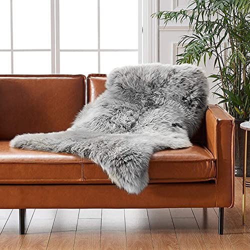 HEQUN Faux Lammfell Schaffell Teppich Kunstfell Dekofell Lammfellimitat Teppich Longhair Fell Nachahmung Wolle Bettvorleger Sofa Matte (50 x 80 cm, Grau