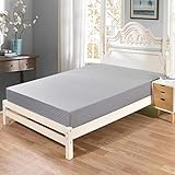 Hojas elegantes y contemporáneas para darle a tu dormitorio una sensación de lujo y sofisticación.