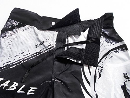 Image of USI UNIVERSAL THE UNBEATABLE Shorts (Black, Medium)