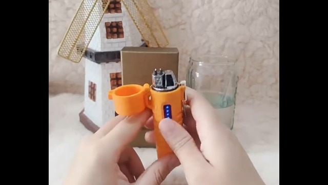 Encendedor eléctrico flexible con luz y carga USB miniatura 7