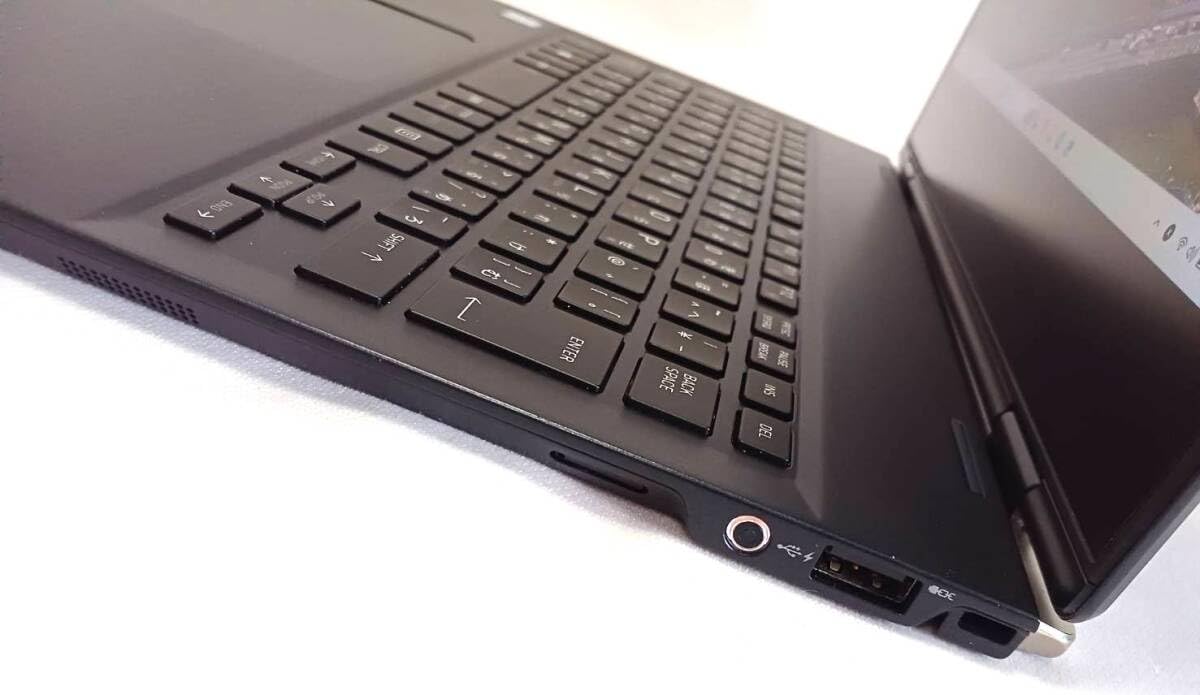 送料無料 即使用可 高速SSD タッチok 12インチ ノートパソコン 東芝 VC72/B 中古動作良品 第7世代i3 8GB 無線 Wi-Fi Win11 Office 楽天市場】dynabook vc72の通販