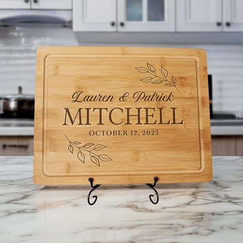 Tabla de cortar rectangular de nogal premium personalizada – grabado a medida, regalo de Navidad para parejas y familias miniatura 2