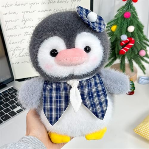 Peluche pingouin pour décorer une chambre de bébé