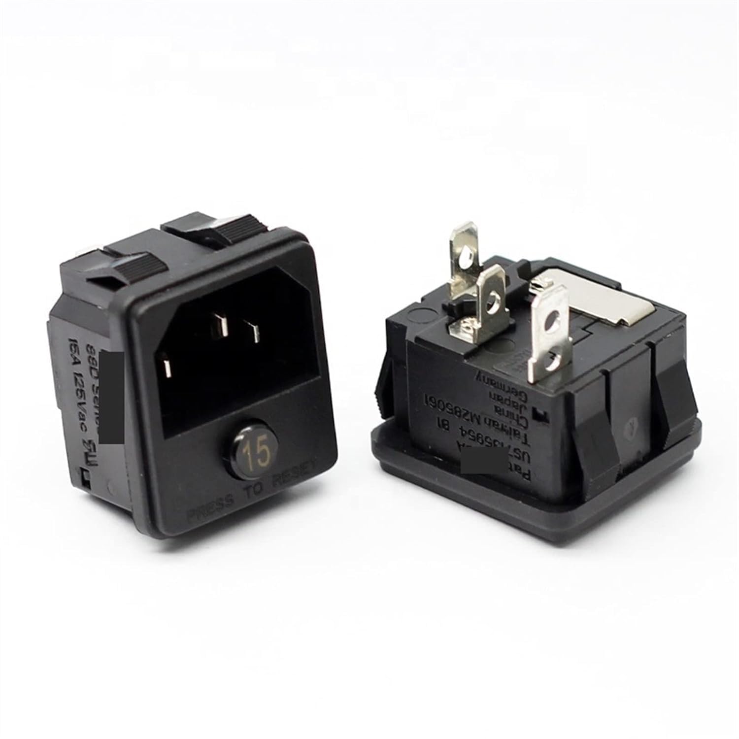Disyuntor protector de sobrecarga en miniatura 15A de botón serie 88D con toma IEC