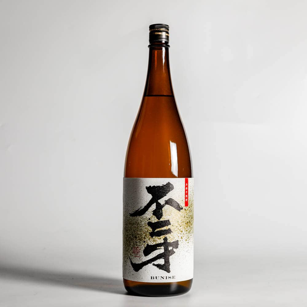 Amazon.co.jp: 不二才 ぶにせ芋焼酎 1800ml 佐多宗二商店 : 食品・飲料