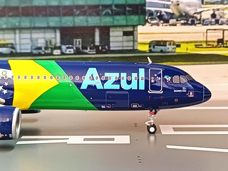 Amazon.com: ACE HOBBY GeminiJets for Azul Brazilian Airlines for