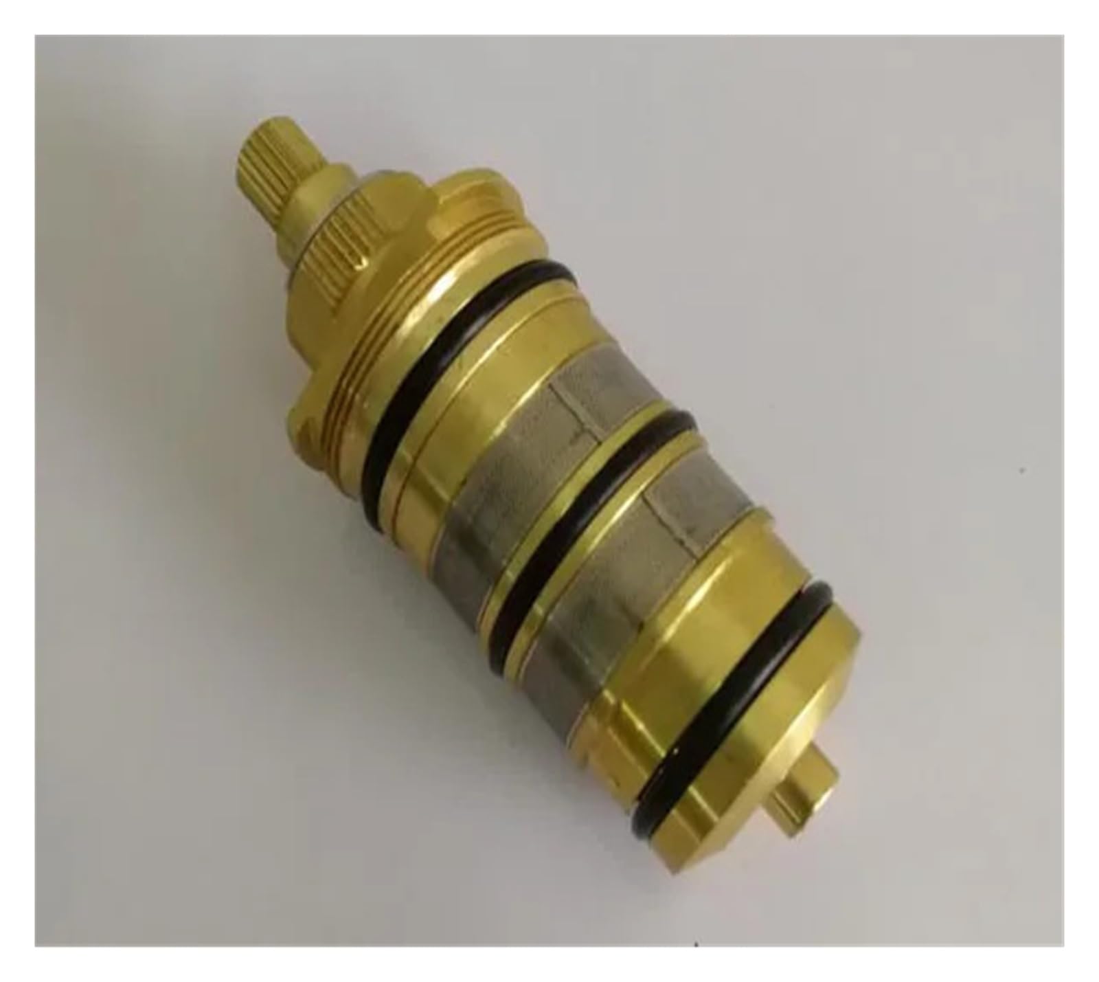 Cartucho termostático de latón para ducha Cartucho de grifo cobre con válvula termostática for bañera/ducha. Ajuste la temperatura del agua mezcla