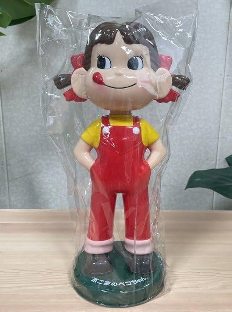 ペコちゃん首ふり人形 ミルキー フィギュア 約30cm Amazon.co.jp: 不二家 首振りペコちゃん人形 高さ約30cm 当選品