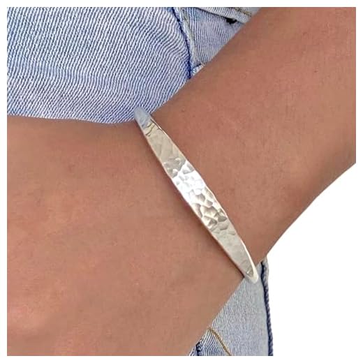 Hammered Sterling Silver Handmade Cuff Bracelet, Minimalist Simple Shiny Silver 1/4 inch Wide, 6 1/2 long, Thick and Solid, Gift for Her