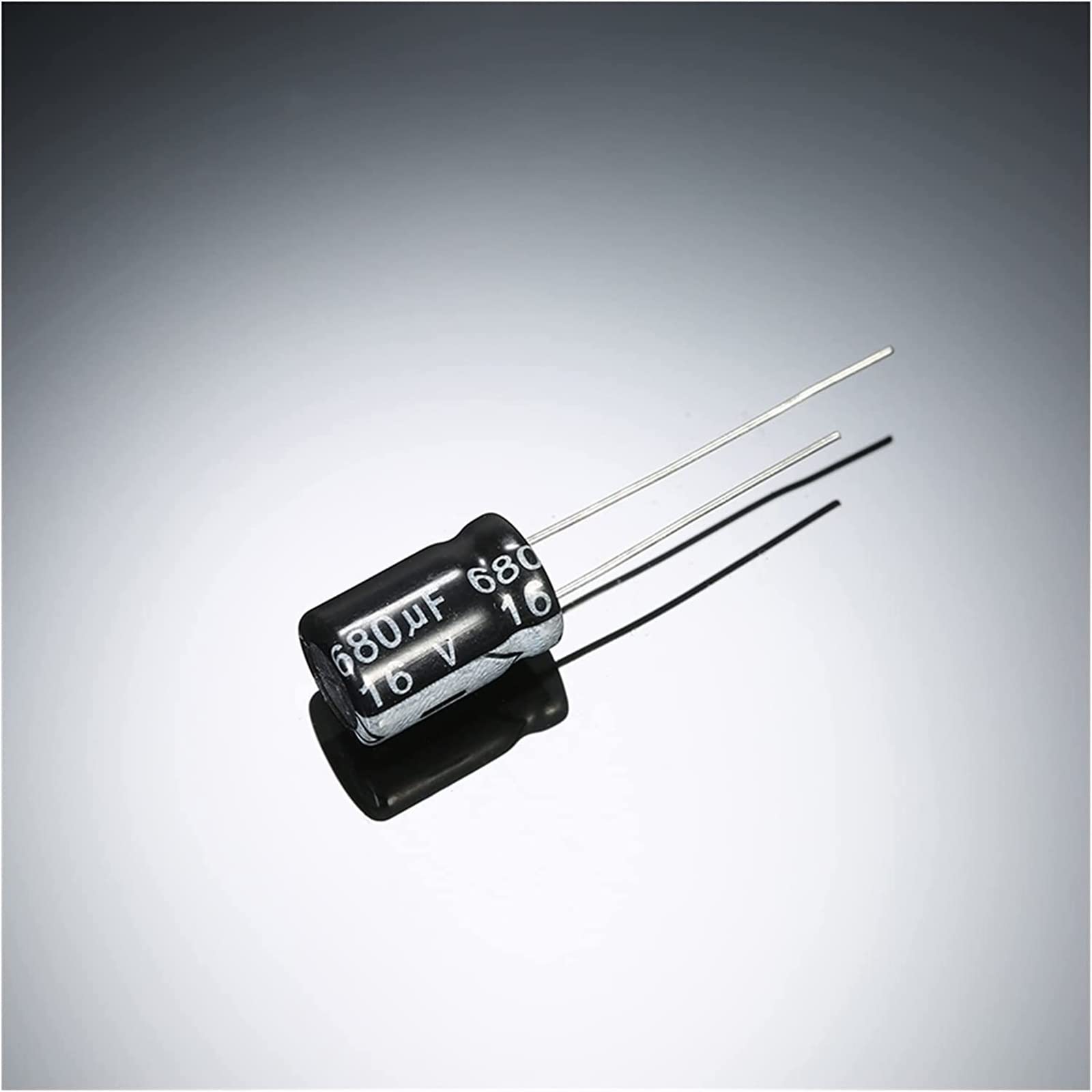 Accesorios electrónicos Kit de condensadores 900 piezas Kit de 30 valores 0.1uF-1000uF Condensadores electrolíticos Conjunto surtido Kit de condensadores 10V 16V 25V 50V Condensadores de mezcla Sumini