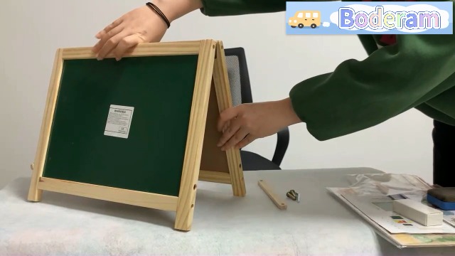 Cavalletto regolabile treppiede con cassetto in legno di faggio