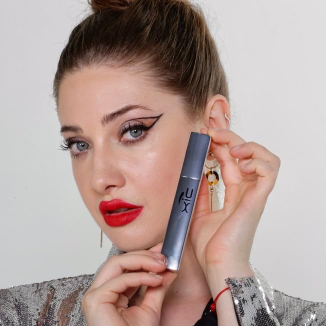 XiC Glam. Liquid Eyeliner, Intense Black Color, Waterproof and with Ultra Fine Brush. XiC Sexy Black Eyeliner, 0.24 fl oz.