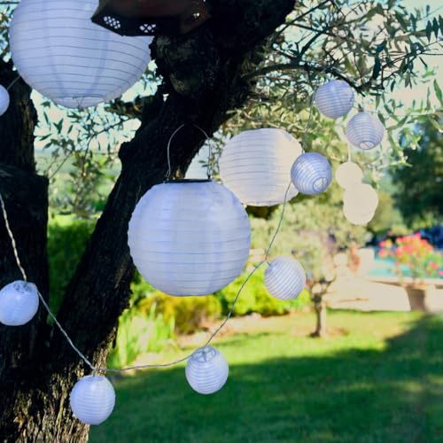 Guirlande Solaire Lampions Ronds Chinois – 3m – 16 LED Blanc Pur – 16 Abats-Jours Blancs – Animée 2 Fonctions – Câble Argent Transparent – Usage...