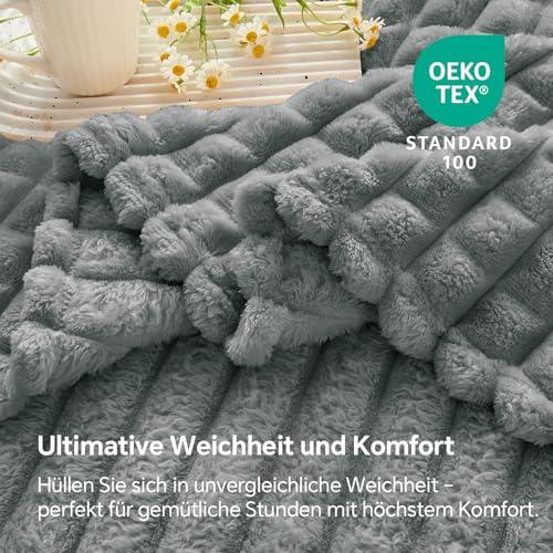 BEDELITE Kuscheldecke Flauschig Decke Klein - weiche Flanell Decken Grau 125x150 für Sofa, Deko Kariert Fleecedecke als Sofaüberwurf für Wohnzimmer, Throw Blanket Wide Use