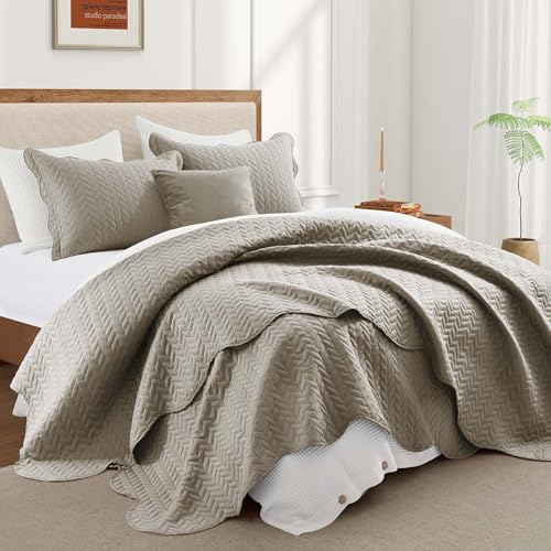 IR Imperial Rooms King Quilt Bedding Set Size (106" x 96") + 2 Pillow Shams (20" x 36"+ 2") - 3 Pcs All Season Lightweight Reversible Microfiber Coverlet Embossed Quilt Bedspread (Beige)