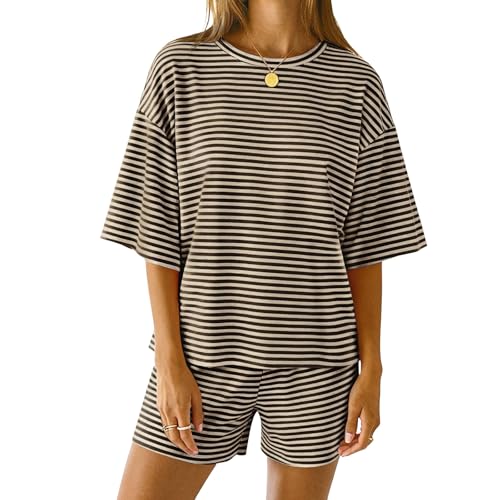 Image of RUEWEY Women Striped Pajama 3 /4 Sleeve Crew Neck Tops Shorts Lounge Set Pjs