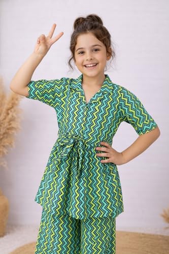 Image of Fashion Dream Girl's Cotton Blend Printed Co-ord Set|Clothing Set|Combo Set|Casual Wear|Coordinate Outfit for Girls|Two-Piece Set