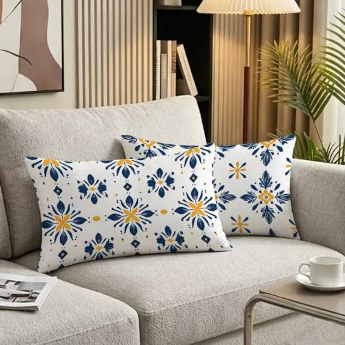 Funda almohada boho rectangular de terciopelo con acabados de alta costura para salon 4
