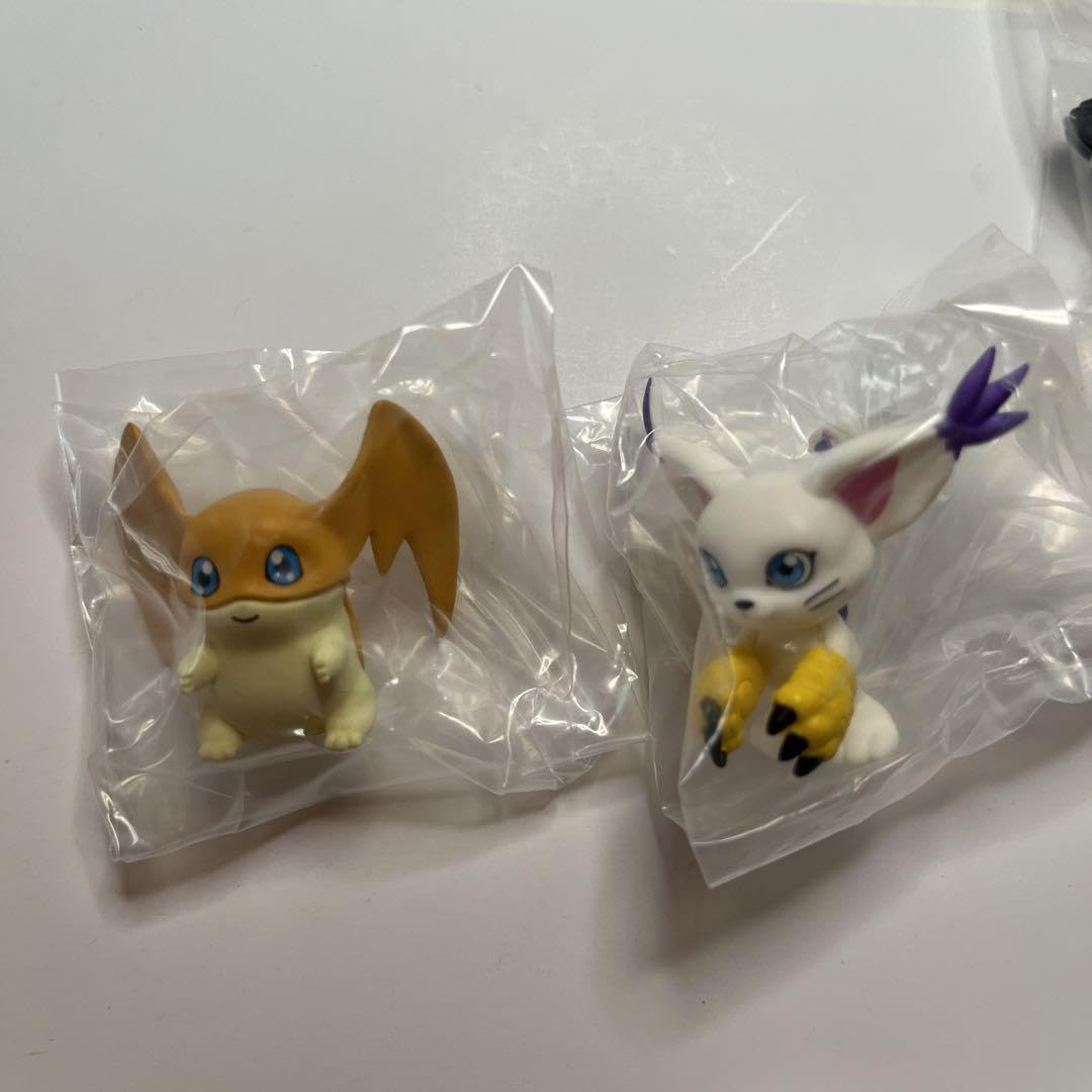 Amazon.co.jp: デジモンアドベンチャー ならぶん全8種 : ホビー