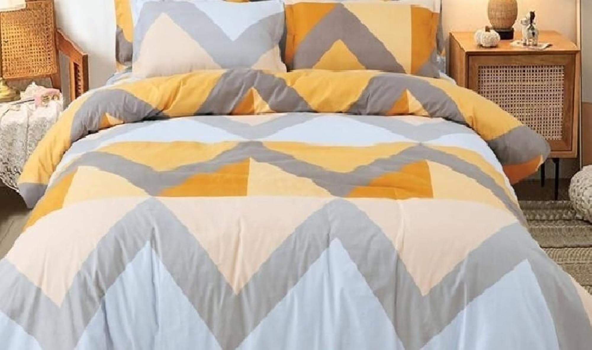 400 Tc Super Soft Glace Cotton King Size AC Comforter with Bedsheet