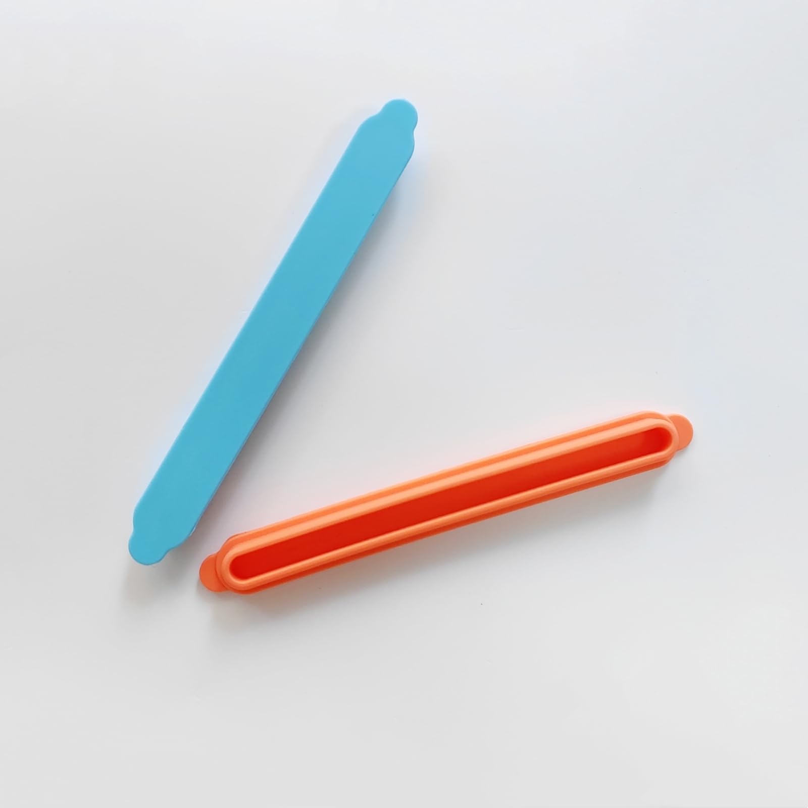 Hzxkqmil Bouchons Anti-poussière en Silicone pour Nintendo Switch 2 (2025) | Bouchons Anti-poussière Souples Bouchons de Protection Latéraux Bande Décorative pour Switch 2 Console, Bleu + Orange
