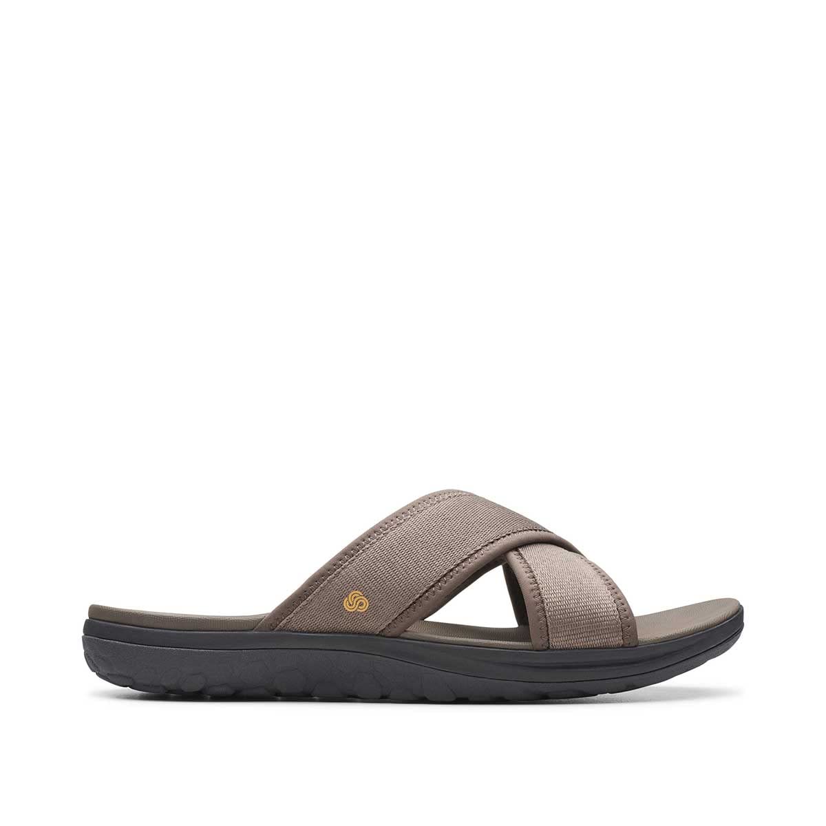 Clarks Mens Step Beat SAIL Black Sandal-9.5 Kids UK (26144493) (B07W6NZPR5) Amazon Price History, Amazon Price Tracker