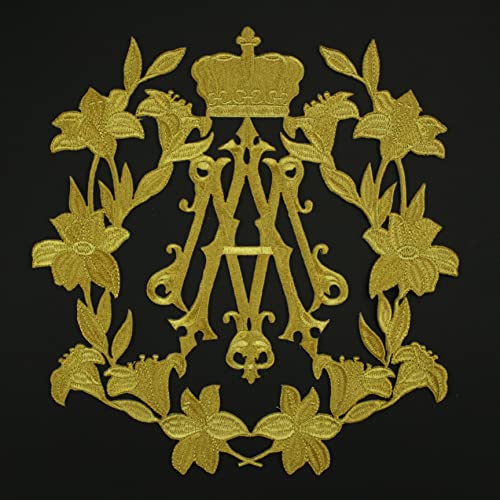 APLICACIÓN LITÚRGICA TERMOADHESIVA DE SÍMBOLO MARIANO ADORNADO CON RAMILLETE Y CORONA 30x30cm (ORO)