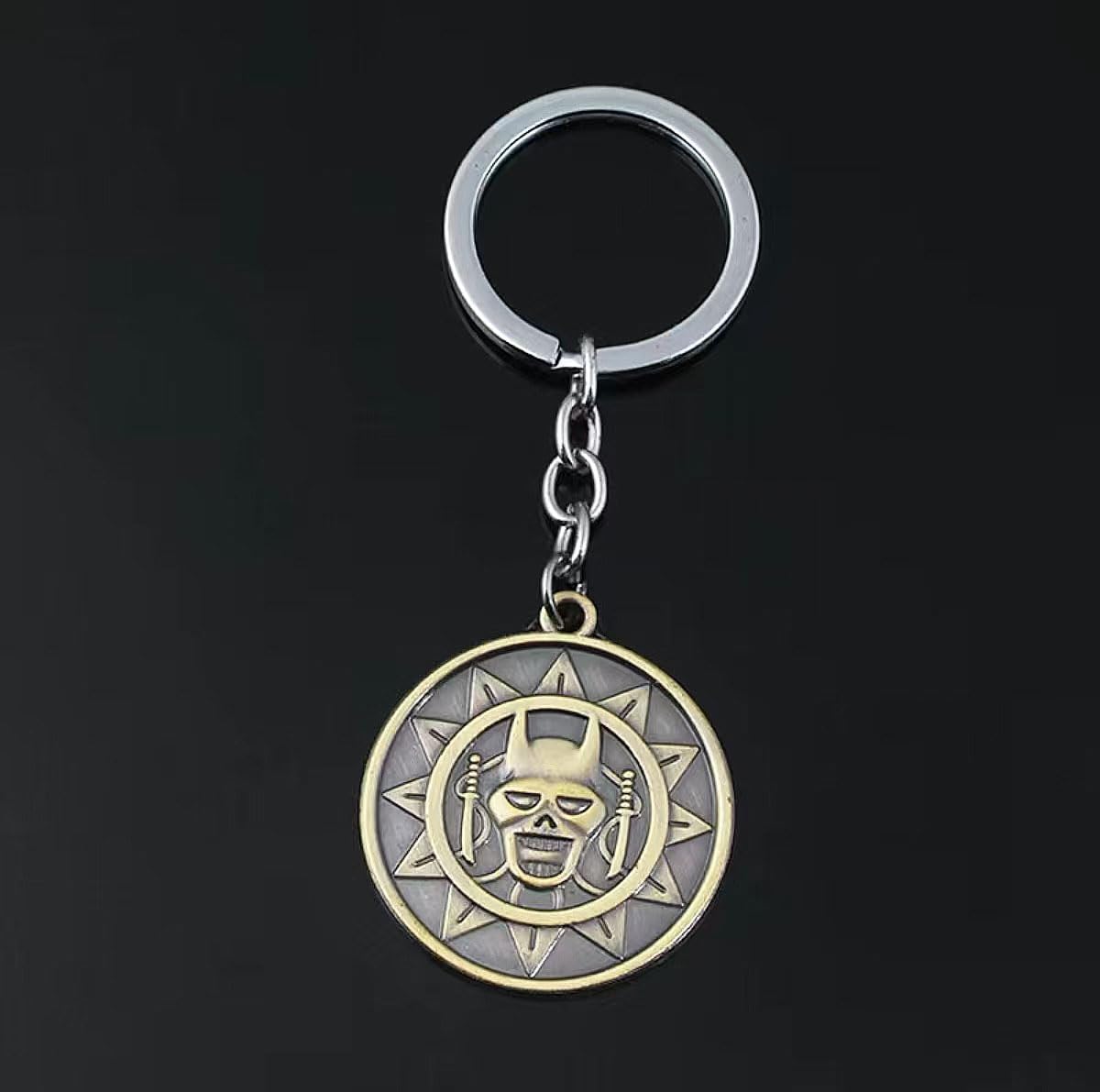 ジョジョの奇妙な冒険 ジョジョ展 メタルディスク型キーホルダー 徐倫 承太郎 ジョジョの奇妙な冒険 ジョジョ展 メタルディスク型キーホルダー 徐倫