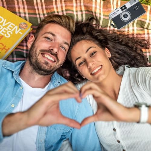 35mm Film Camera Bundle Includes Black Swiss+Go Novocolor Analogue Film Camera with Kodak ColorPlus 24 EXP Film, Kodak Max Super Alkaline AAA Batteries and Clikoze Film Photography Tips Card - Image 6