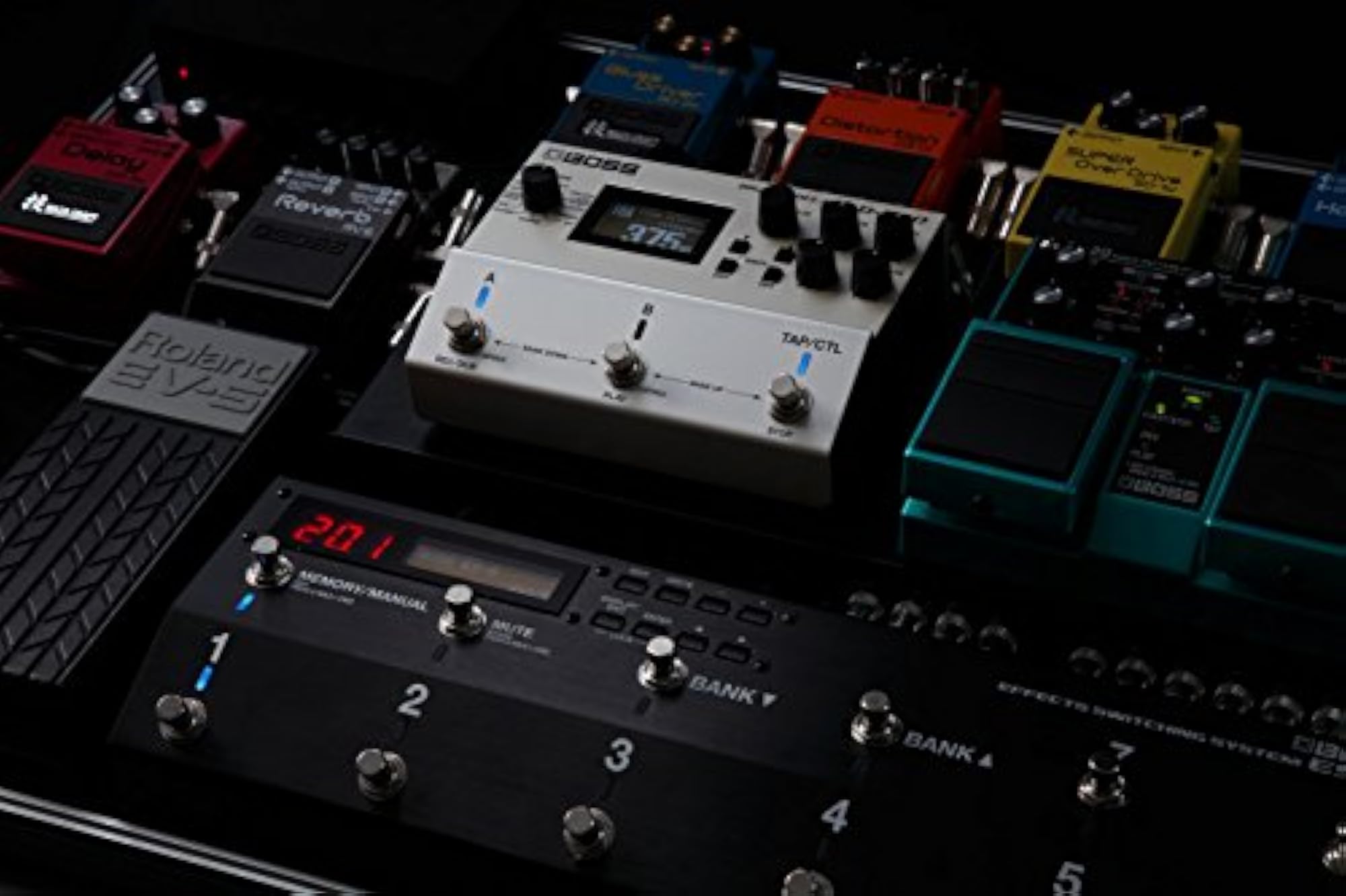 DD-500 Digital Delay Effect Pedal