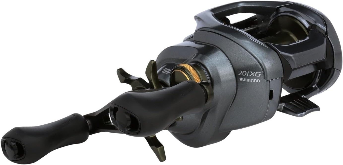 Shimano CURADO DC 200 Low Profile Reel, front view
