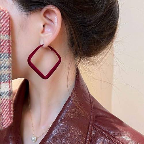 Vintage Red Velvet Hoop Earrings Dark Burgundy Square Earrings Hollow Dark Red Frosted Earrings Geometric Square Dangle Earrings Jewelry for Women2
