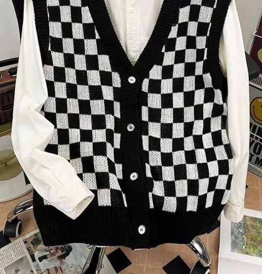 CORIRESHA Unisex Fashion Casual Checkerboard V-neck Button Design Knitted Sweater Vest2