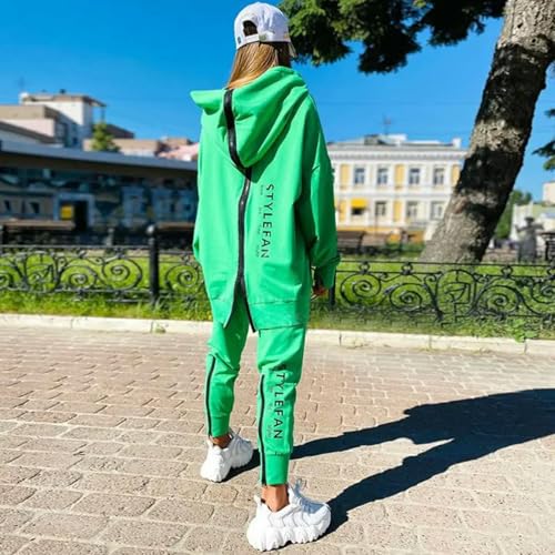 Ensemble pull zippé et pantalon fluide à lettrage